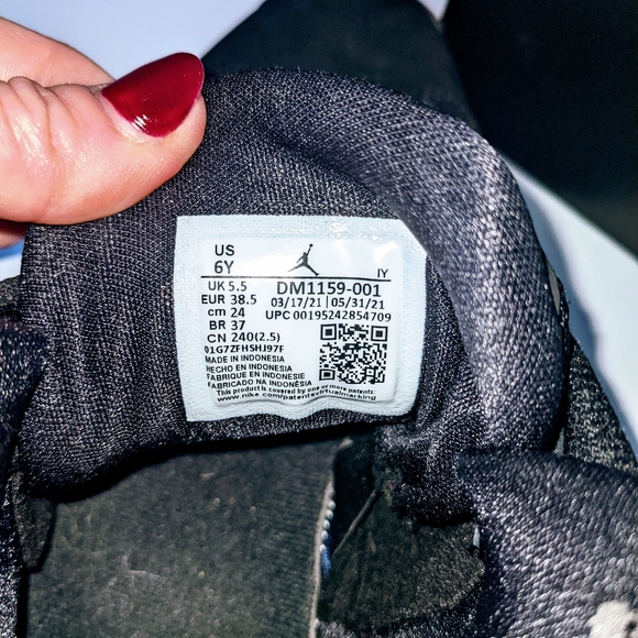 JORDAN - Picture 6 of 7